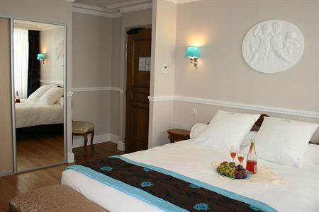 фото отеля Hotel Jean Moet & Spa