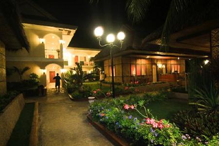 фото отеля Alona Kew White Beach Resort