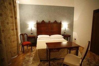 фото отеля Carmine Hotel