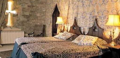 фото отеля Thornbury Castle and Tudor Gardens
