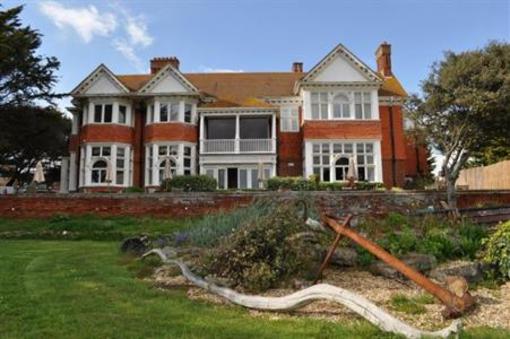 фото отеля The Beach House Milford on Sea