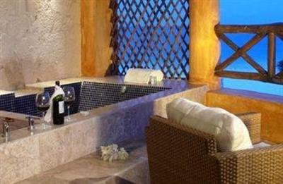 фото отеля Catalonia Privileged Beach Resort Playa del Carmen