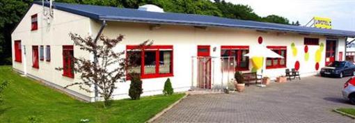 фото отеля Econo Motel Gölzer Büchenbeuren