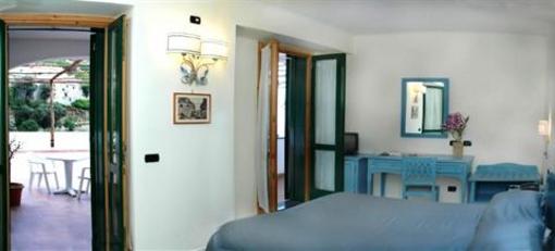 фото отеля La Pergola Hotel