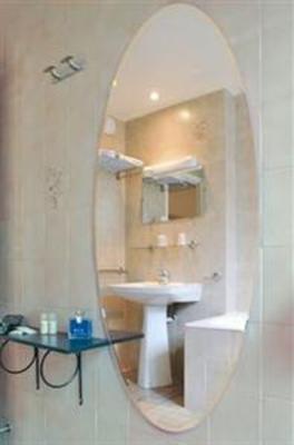 фото отеля Eden Hotel Montmartre
