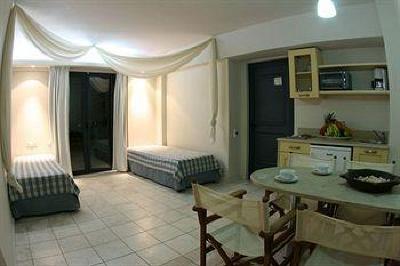 фото отеля Golden Bay Malia