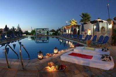 фото отеля Golden Bay Malia