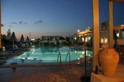фото отеля Golden Bay Malia