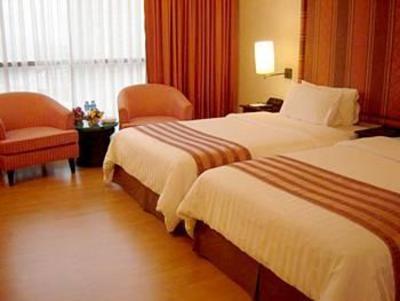 фото отеля Four Wings Hotel