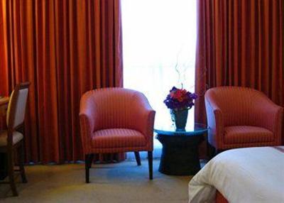 фото отеля Four Wings Hotel