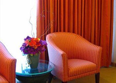 фото отеля Four Wings Hotel