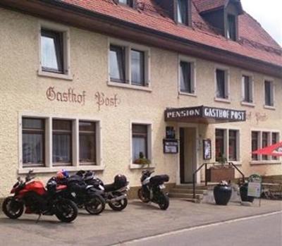 фото отеля Zur Post Uhlingen