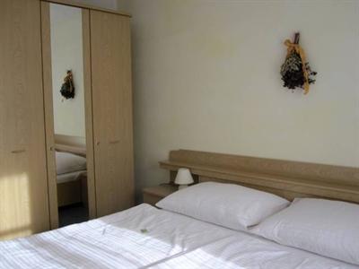 фото отеля Landhof Kreuzsalgut Hotel Wagrain