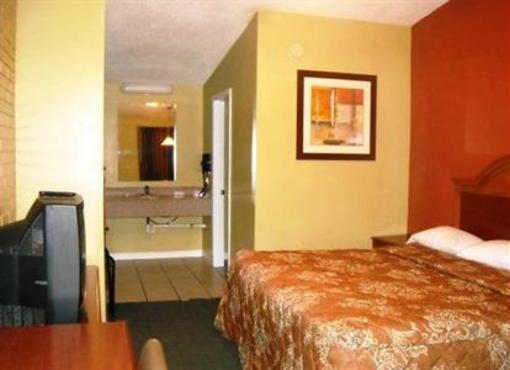 фото отеля Tropicana Motel Bastrop