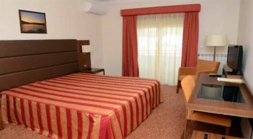 фото отеля Hotel Aguiar da Pena