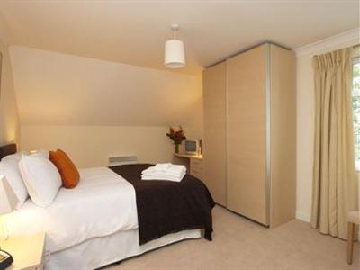 фото отеля SACO Apartments Camberley