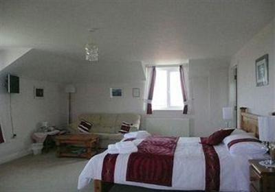 фото отеля Highbre Crest Guest House Holsworthy
