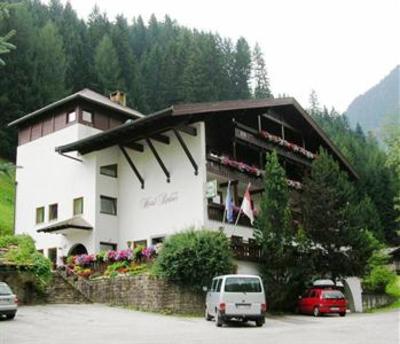 фото отеля Natur & Wanderhotel Rainer