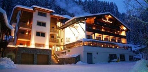 фото отеля Natur & Wanderhotel Rainer