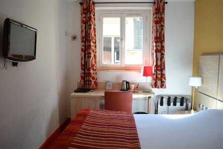 фото отеля Best Western Saint Antoine Hotel Lyon