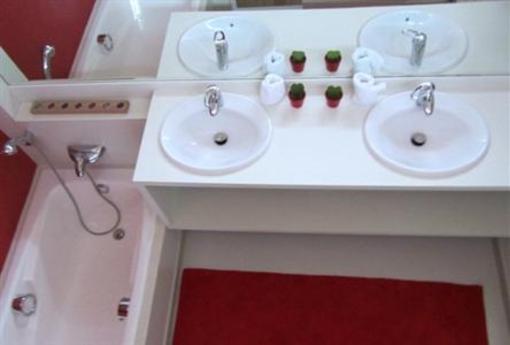 фото отеля Southgarden B&B Barcelona