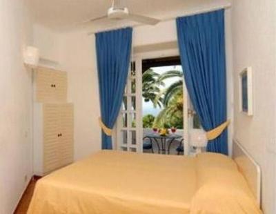 фото отеля Residence Covo Dei Borboni Lacco Ameno