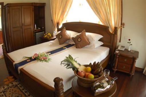 фото отеля Max Chaung Tha Beach Hotel