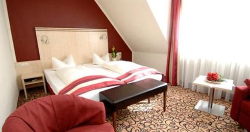 фото отеля Land Gut Hotel Zum Löwen Marktheidenfeld