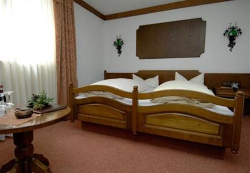 фото отеля Land Gut Hotel Zum Löwen Marktheidenfeld