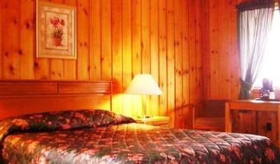 фото отеля Woodlake Inn Lake Placid