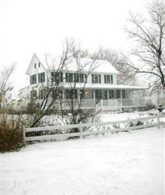 фото отеля Lazyjack Inn on Dogwood Harbor