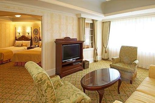 фото отеля Tokyo Disneyland Hotel