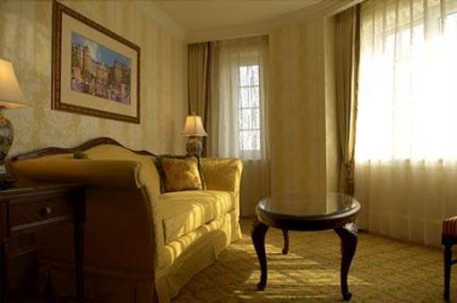 фото отеля Tokyo Disneyland Hotel