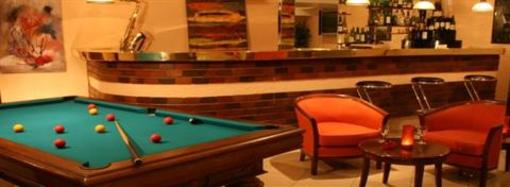 фото отеля Le Grand Monarque Hotel
