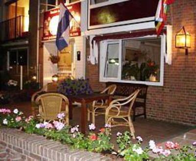 фото отеля Pension De Watertoren Zandvoort