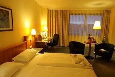 фото отеля Arcadia Hotel Suhl