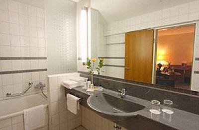 фото отеля Arcadia Hotel Suhl