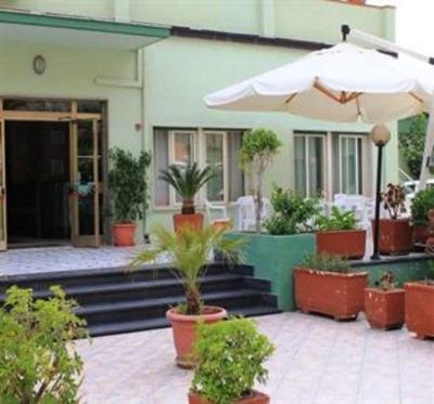 фото отеля Hotel Germania Praia A Mare
