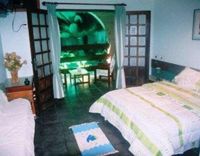 фото отеля Hotel Pousada Mahon Mar Marechal Deodoro