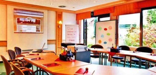 фото отеля Hotel Gasthof Lowen Marschalkenzimmern