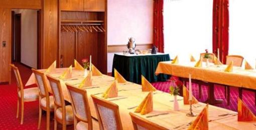 фото отеля Hotel Gasthof Lowen Marschalkenzimmern