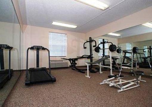 фото отеля Comfort Inn Midwestern Square