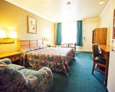 фото отеля Super 8 Atascadero