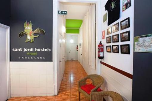 фото отеля Sant Jordi Arago Hostel