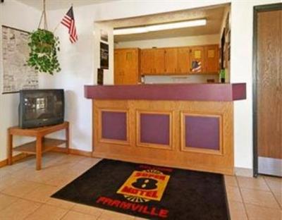 фото отеля Super 8 Farmville