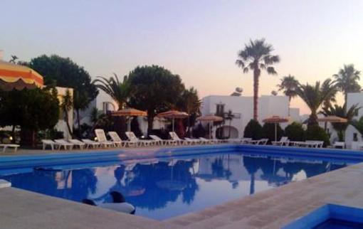 фото отеля Summer Village Hotel