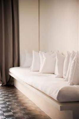 фото отеля Studio Living B&B