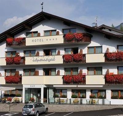 фото отеля Hotel Alpenroyal Castelrotto