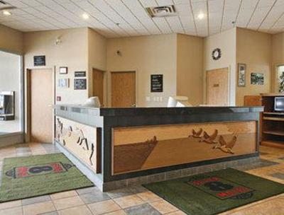 фото отеля Super 8 Motel Portage la Prairie