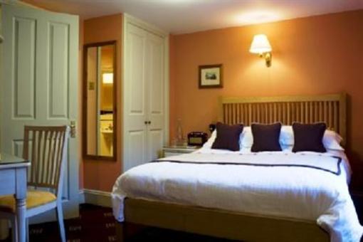 фото отеля Browns Hotel Laugharne